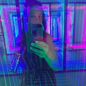 Meet your Posher, Shelly